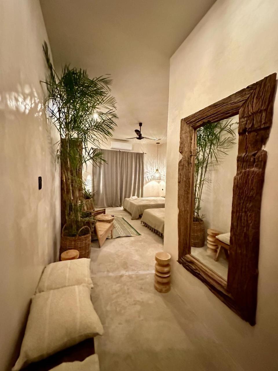 Casa Silice Guesthouse Valladolid  Buitenkant foto