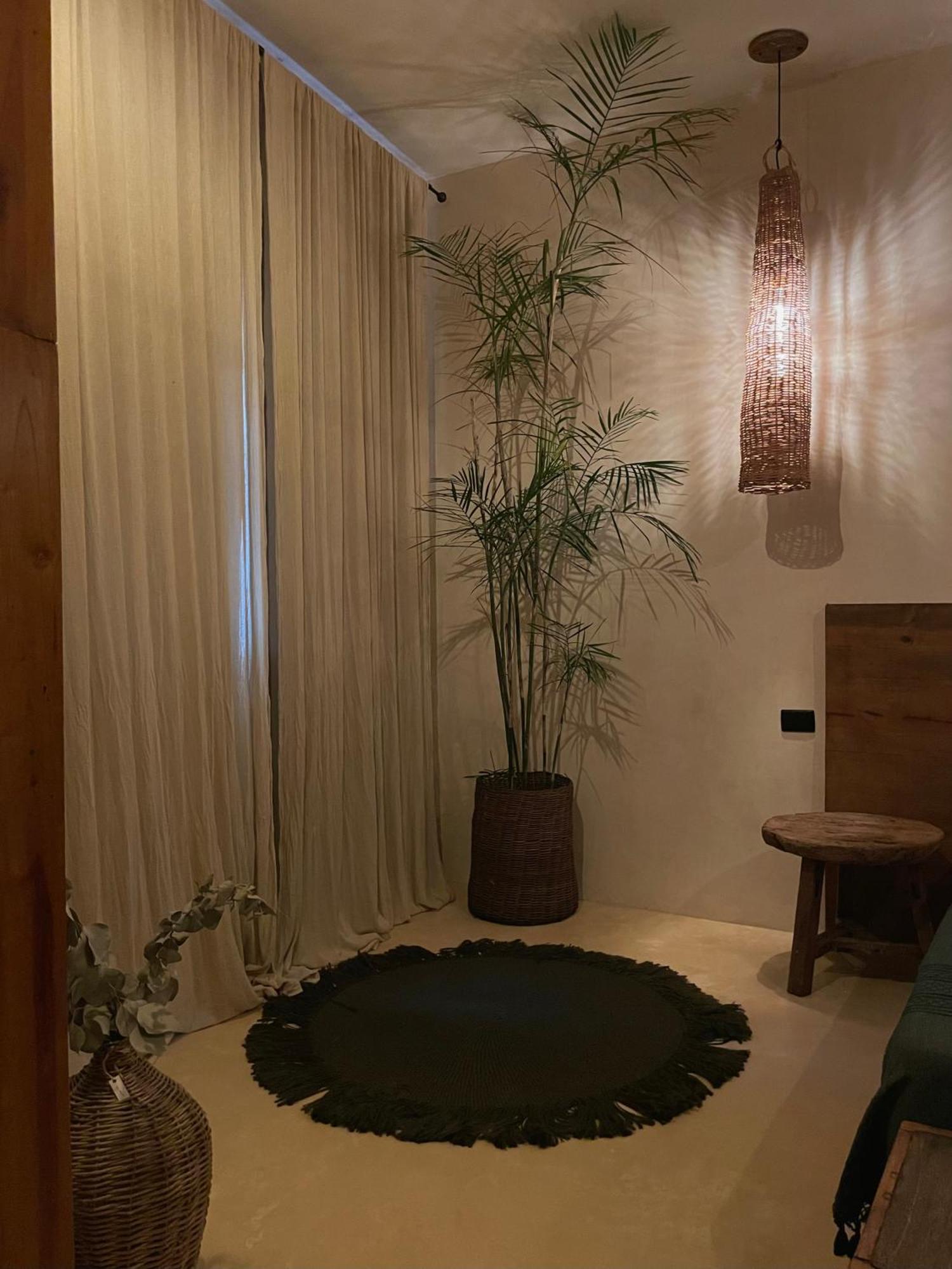 Casa Silice Guesthouse Valladolid  Buitenkant foto